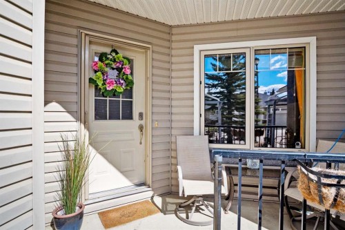 41 Stromsay Gate, Carstairs, AB - Outdoor