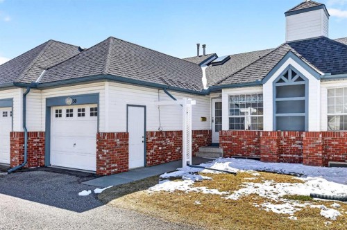 50-12 Woodside Rise NW Airdrie, AB T4B 2L3