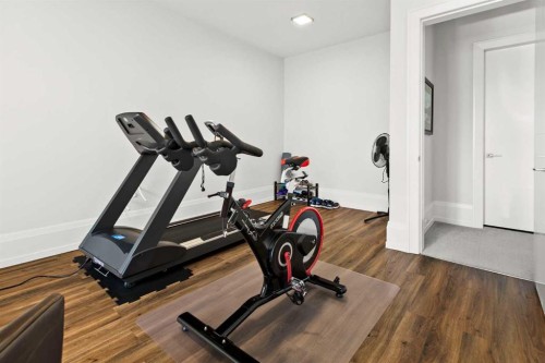 34 Elveden Heights Sw, Calgary, AB - Indoor Photo Showing Gym Room
