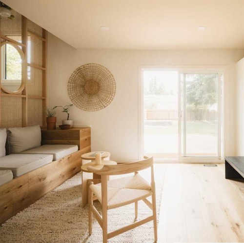 5036 Vanstone Crescent Nw, Calgary, AB - Indoor Photo Showing Living Room