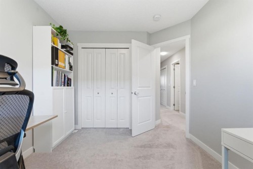 131 Walcrest Way Se, Calgary, AB - Indoor