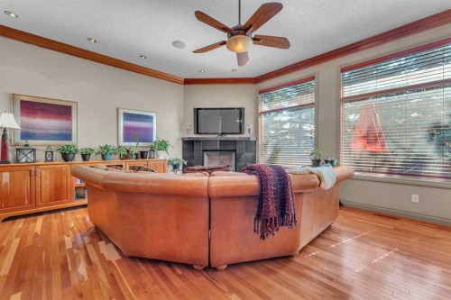 183 Westview Drive Sw, Calgary, AB - Indoor With Fireplace