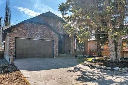 183 Westview Drive Sw, Calgary, AB - Outdoor