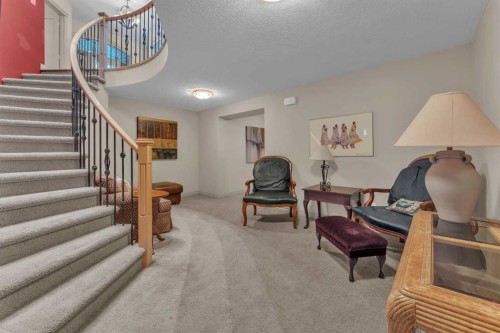 183 Westview Drive Sw, Calgary, AB - Indoor Photo Showing Other Room