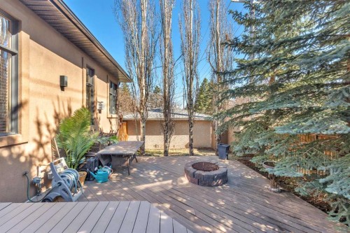 183 Westview Drive Sw, Calgary, AB - Outdoor