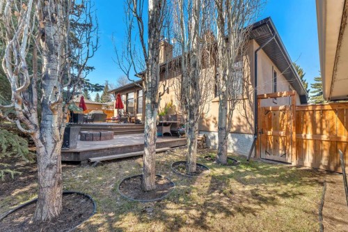 183 Westview Drive Sw, Calgary, AB - Outdoor