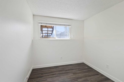 49 Castlebrook Way Ne, Calgary, AB - Indoor Photo Showing Other Room