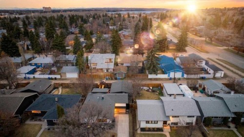 15 Hamlet Road Sw, Calgary, AB - Outdoor With View