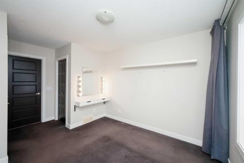 88 Pantego Lane Nw, Calgary, AB - Indoor Photo Showing Other Room