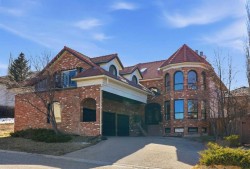 91 Patterson Crescent SW Calgary, AB T3J 2B9