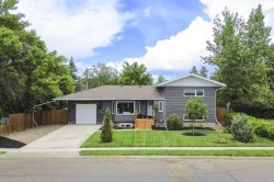 236 50 Avenue EAST Claresholm, AB T0L 0T0