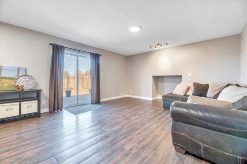 476 Highland Close, Strathmore, AB - Indoor
