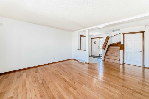 141 Arbour Crest Mews Nw, Calgary, AB - Indoor Photo Showing Other Room