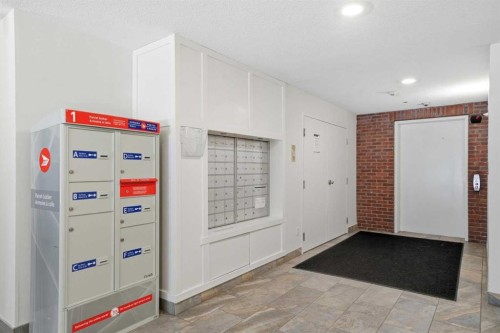 4201-279 Copperpond Common Se, Calgary, AB - Indoor