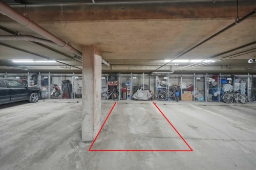 4201-279 Copperpond Common Se, Calgary, AB - Indoor Photo Showing Garage