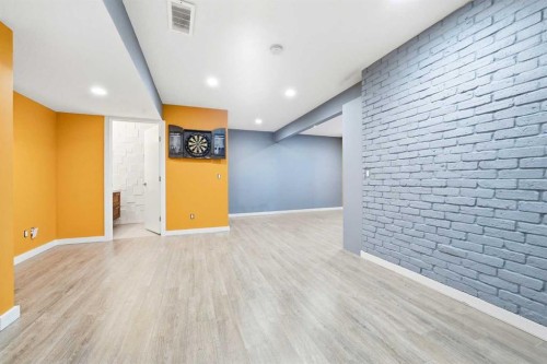 312 Sunset View, Cochrane, AB - Indoor