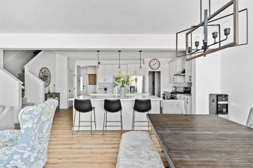 314 Walcrest Way Se, Calgary, AB - Indoor Photo Showing Other Room