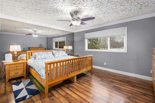 155 Croxford Estates Ne, Airdrie, AB - Indoor Photo Showing Bedroom