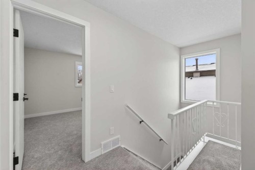 5625 Templehill Road Ne, Calgary, AB - Indoor Photo Showing Other Room