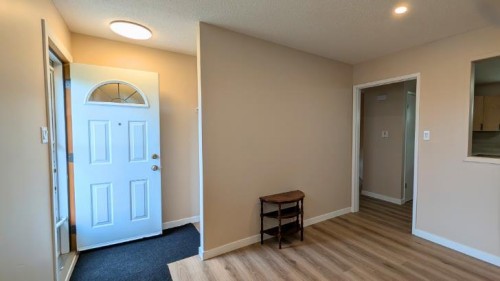 752 54 Avenue West, Claresholm, AB - Indoor Photo Showing Other Room