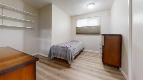752 54 Avenue West, Claresholm, AB - Indoor
