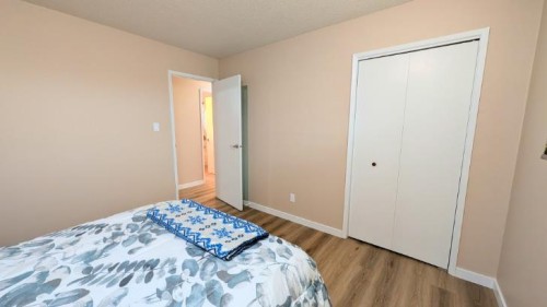 752 54 Avenue West, Claresholm, AB - Indoor Photo Showing Bedroom