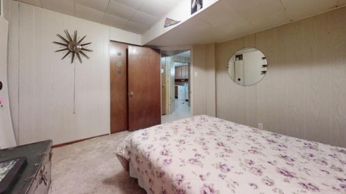 752 54 Avenue West, Claresholm, AB - Indoor Photo Showing Bedroom
