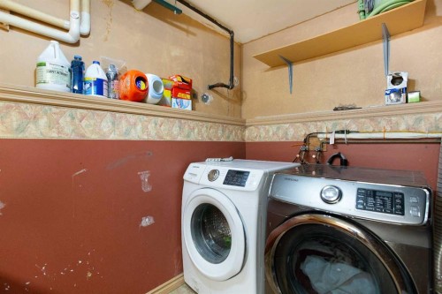227 Cantrell Place Sw, Calgary, AB - Indoor Photo Showing Laundry Room