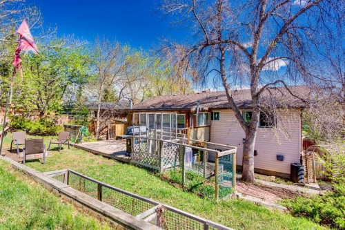 227 Cantrell Place Sw, Calgary, AB - Outdoor