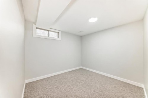 204 Whiteview Close Ne, Calgary, AB - Indoor Photo Showing Other Room