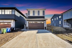 154 Homestead Circle NE Calgary, AB T3J 5W4