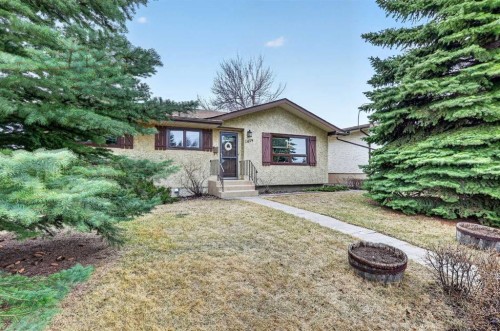 1415 108 Avenue Sw, Calgary, AB - Outdoor