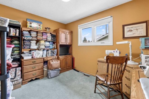 1415 108 Avenue Sw, Calgary, AB - Indoor