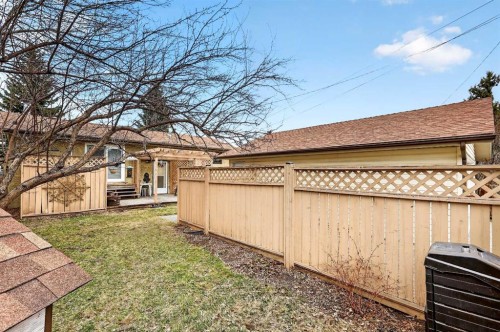1415 108 Avenue Sw, Calgary, AB - Outdoor
