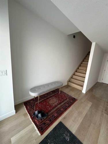 1904 47 Street, Calgary, AB 