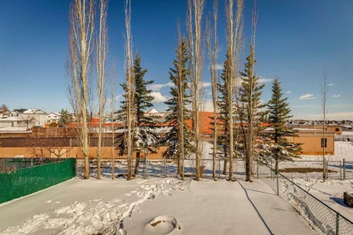 18 Bridlewood Way Sw, Calgary, AB - Outdoor