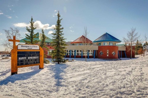 18 Bridlewood Way Sw, Calgary, AB - Outdoor