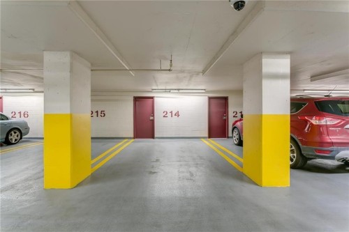 404-837 2 Avenue Sw, Calgary, AB - Indoor Photo Showing Garage