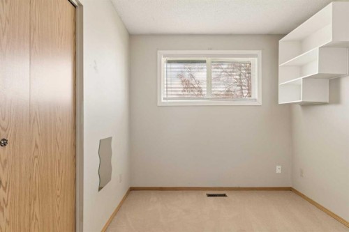 404 Manora Way Ne, Calgary, AB - Indoor Photo Showing Other Room