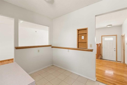 404 Manora Way Ne, Calgary, AB - Indoor Photo Showing Other Room