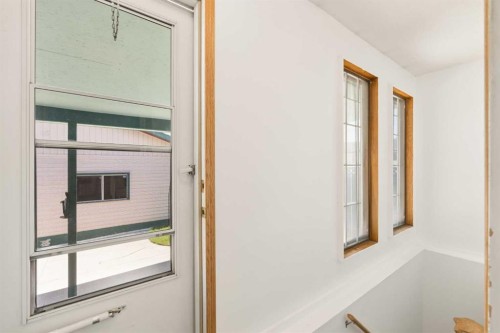 404 Manora Way Ne, Calgary, AB - Indoor Photo Showing Other Room
