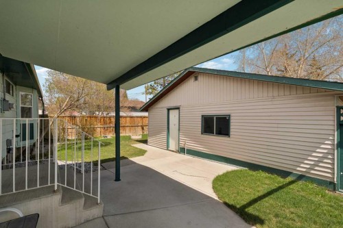 404 Manora Way Ne, Calgary, AB - Outdoor With Exterior