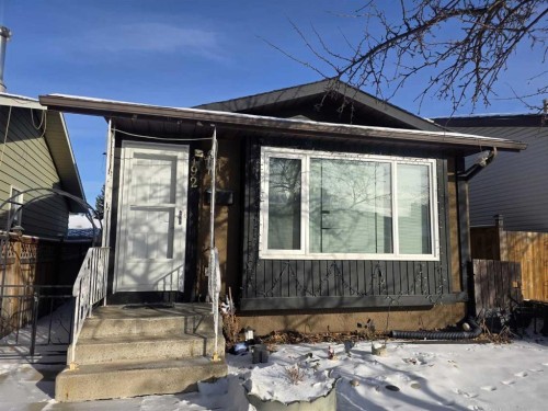 192 Templevale Road Ne, Calgary, AB - Outdoor