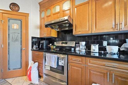 104 Taralake Common Ne, Calgary, AB - Indoor Photo Showing Kitchen