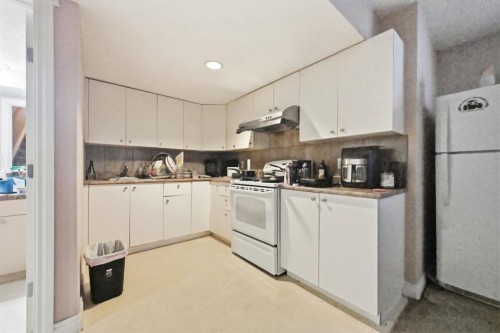 104 Taralake Common Ne, Calgary, AB - Indoor Photo Showing Kitchen