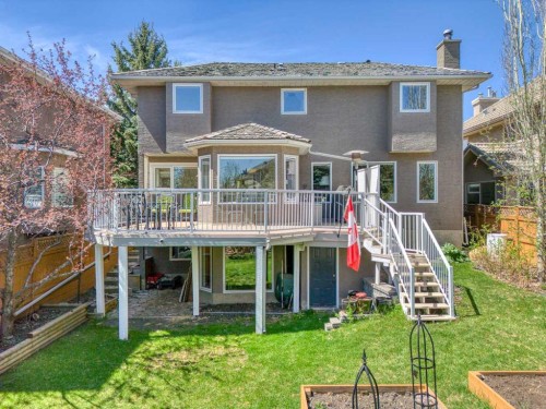 208 Shawnee Gardens Sw, Calgary, AB - Outdoor With Deck Patio Veranda