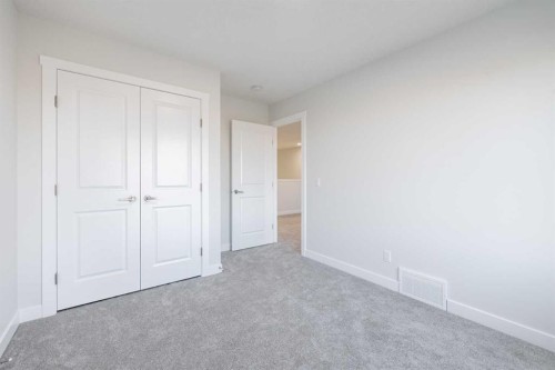 182 Sora Way Se, Calgary, AB - Indoor
