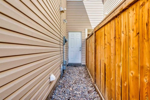 30 Cranwell Common Se, Calgary, AB -  With Exterior