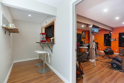 403 Morningside Way Sw, Airdrie, AB - Indoor Photo Showing Laundry Room