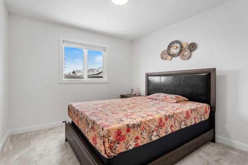 20 Walgrove Heights Se, Calgary, AB - Indoor Photo Showing Bedroom